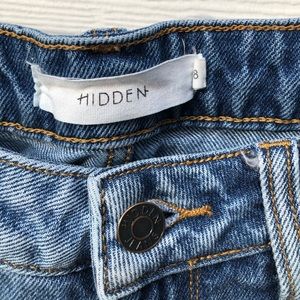 HIDDEN jeans medium wash with frayed hem